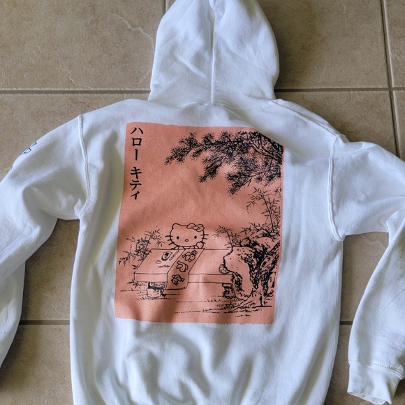 Sanrio Tops - Sanrio Hello Kitty White Fleece Hoodie Small